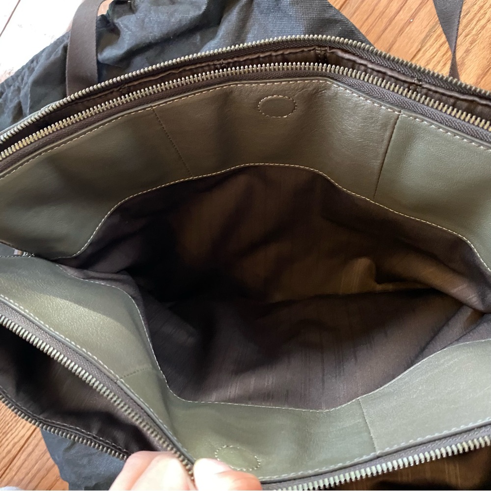 Tumi Briefcase - Picture 4 of 10